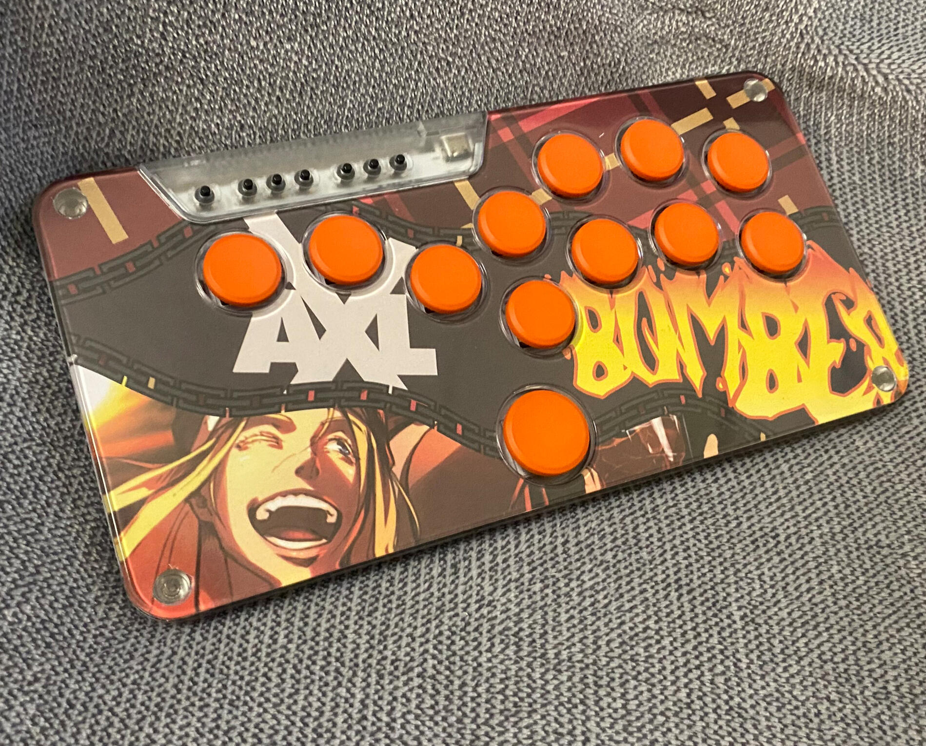Axl Low Snackbox MICRO Design